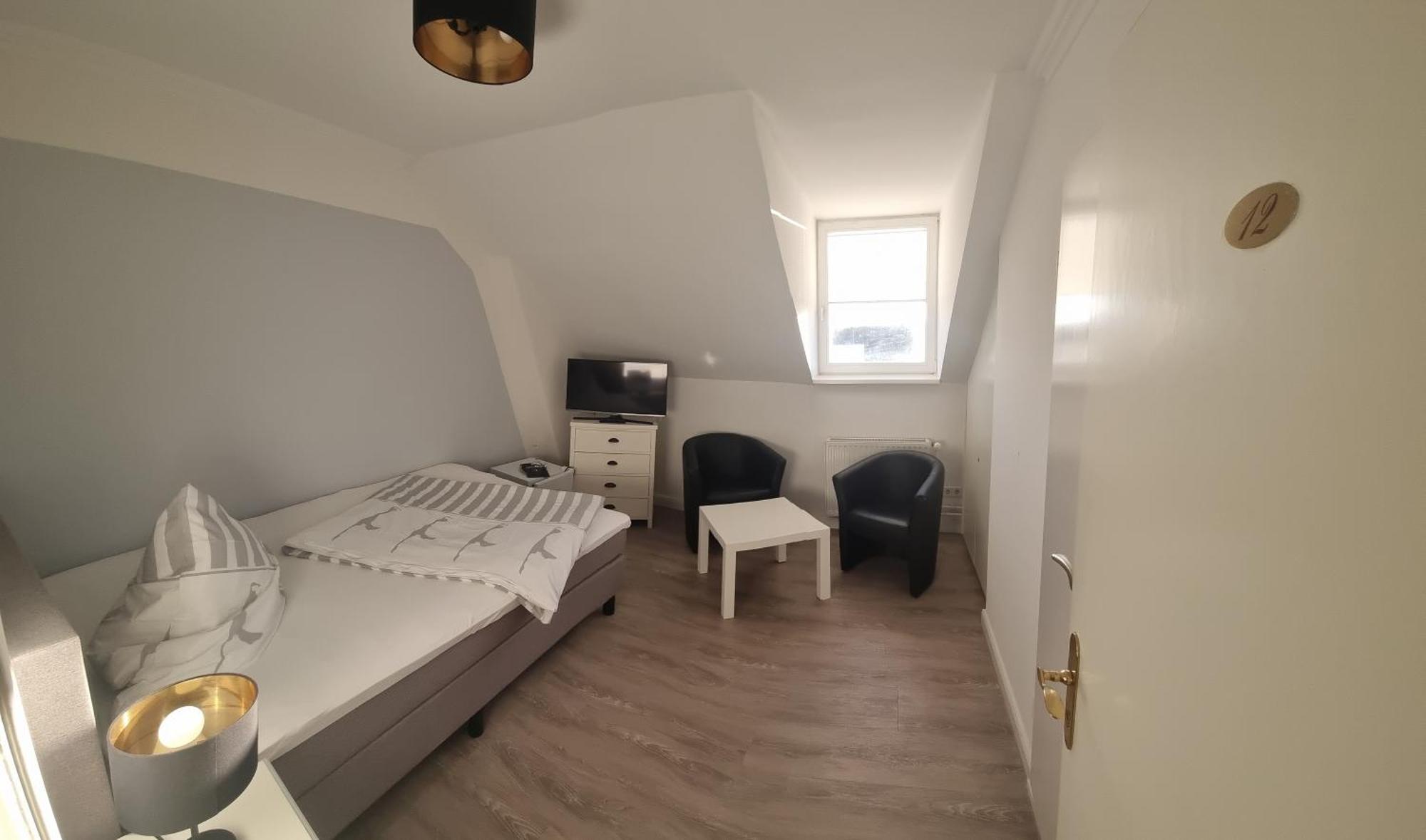 Hotel-Cafe-Lindow Wenningstedt-Braderup Exteriér fotografie